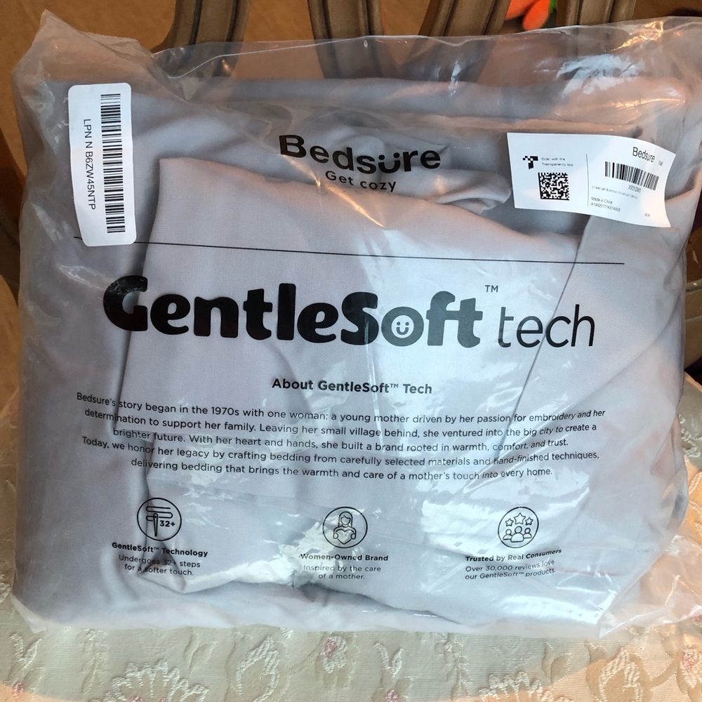 Bedsure GentleSoft Tech cal king sheets - Light Gray